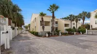 Beautiful Views and Local Attractions Access - Charming Gulf-Front Haven