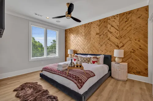 Rooftop Deck and Chic Interiors - Stunning Nashville Haven Hotels in Berry Hill