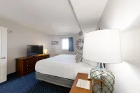 Bay Watch 1719 Hotels near Barefoot Landing