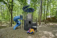 Serene Getaway in the Woods - Cozy Sanctuary Hoteles en Condado de McCurtain