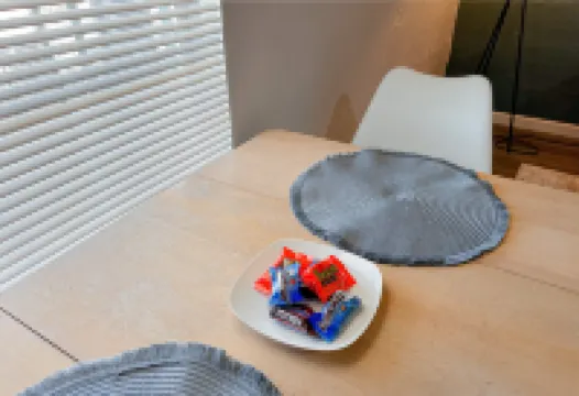 Charming Studio with Kitchenette and Workspace - Cozy Urban Retreat