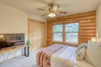 Stunning Cabin with Hot Tub and River Access - Charming Oasis