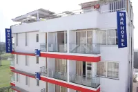Mak Hotel Hotel dekat Shiv Mandir Temple