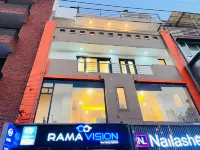 Hotel Green Galaxy - Green Park South Delhi 鄰近全印度醫學研究所（AIIMS）的酒店