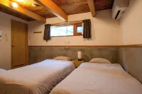 POROTO HOUSE Hotel di Mori