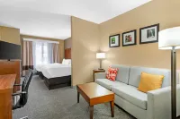 Comfort Suites Oxford I-20 Exit 188 - parking
