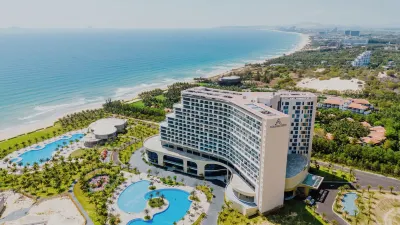 Aquamarine Resort & Spa Cam Ranh Các khách sạn gần Vườn xoài Bùi Châu