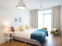 Appealing Apartment in Den Haag with Balcony Terrace