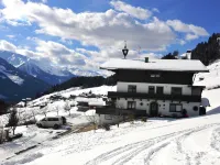 Cozy Apartment in Mühlbach with Garden Near Ski Slopes Hotels in der Nähe von ADEG Kaufhaus Lindner
