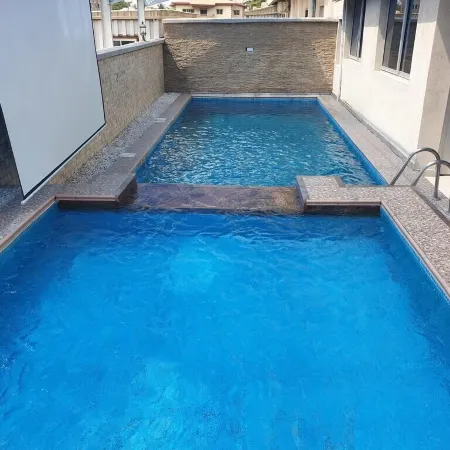Santarosa Suites & Bar