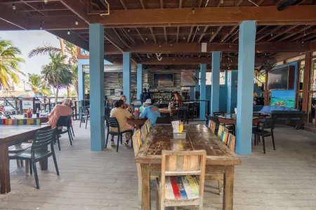 Drift Inn San Pedro Отели в г. Сан-Педро