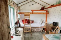 Truly Kentish Holiday Lets Hotels near Brogdale Collections