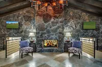 Resort-Like w/ Tennis, Bocci, Golf & Games Galore!