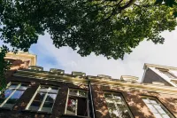 ClinkCoco Hotels near Begijnhof
