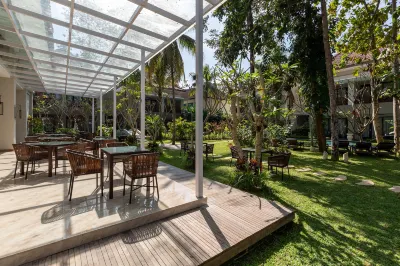 The Gantari Ubud Hotel & Villa Hotel dekat Warung Ibu Oki