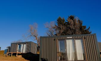 Ursa Mica Glamping Resort