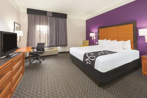 La Quinta Inn & Suites by Wyndham St. Louis Westport Hotel a Creve Coeur