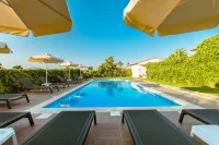 Koulouris Apartments & Studios - Villas