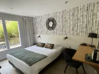 Le Clos du Pontic Logis et Cit'Hotel