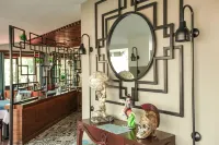 The Life Hotel & Spa