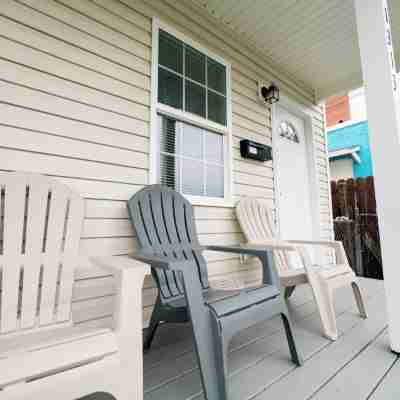 Cozy & Chic Getaway - In The Heart Of RVA • 4BD 2.5BA • Sleeps 9+ Others