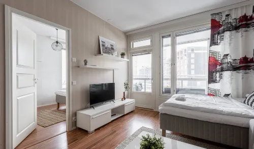 Homelike 1Br with Sauna, Free Parking & Balcony -  Ferienwohnungen
