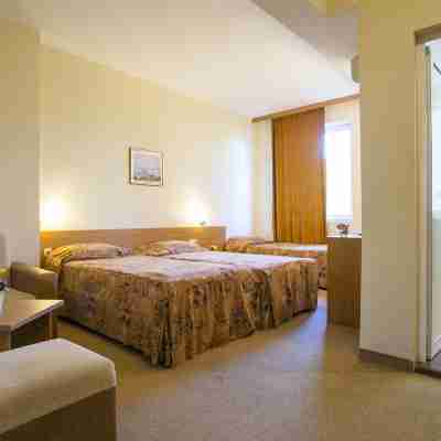 Melsa Coop Hotel Rooms