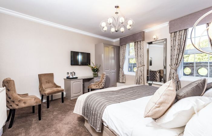 Borough Arms Hotel