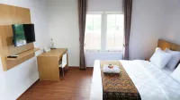 Florens Inn فنادق في Jetis