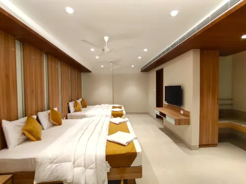 THE PARADISE KINGDOM Hotels in Kanchipuram