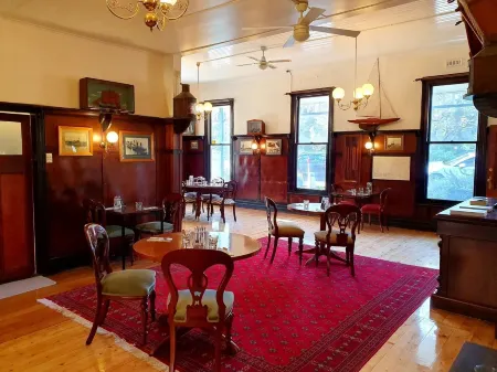 Point Lonsdale Guest House Отели рядом с достопримечательностью «Fort Queenscliff Museum»