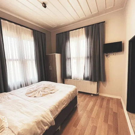 Piya Hostel