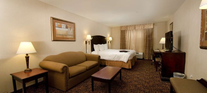 Hampton Inn & Suites Gallup Hotels in Gallup