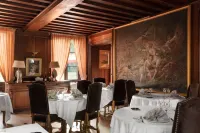 Hostellerie du Château les Muids Hotel a Vouzon