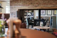 The Bower Inn Hotel a Sedgemoor