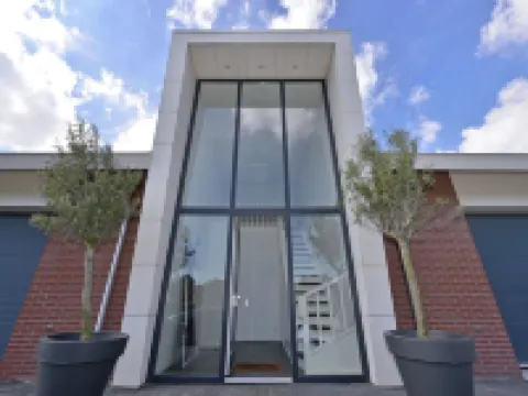 Modern Escape by the Marina