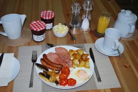 Hillcroft Luxury Bed & Breakfast Отели в г. Ситон Росс