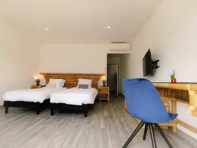 Domaine des Bois Argentés Hotels in Gièvres