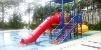 Luxurious 2Br at the Via and the Vue Ciputra World Apartment Hotels in Dukuhpakis