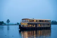 Honeymoon Houseboat