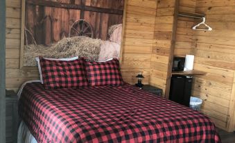 The Silver Spur Resort - Campsite