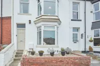 Host & Stay - Retreat by the Sea