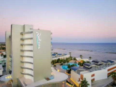 Radisson Beach Resort Larnaca Hotels in Voroklini