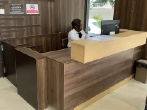 กรายวู้ด โรงแรมและอพาร์ทเมนท์ โรงแรมในOjodu