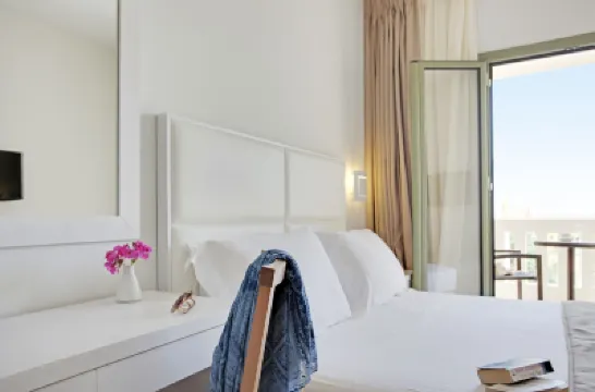Aphrodite Samos Suites Hotel di 