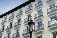 MH Apartments Central Madrid Hotels in 