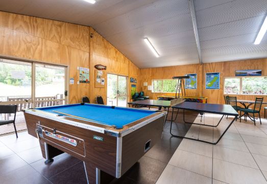 1. 블루 레이크 톱..