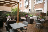 Blanc Guest House