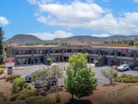 Wildflower Inn at Bell Rock Hotels in Village of Oak Creek