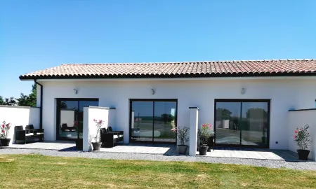 Le Temps d'un Rêve Отели в г. Курансан